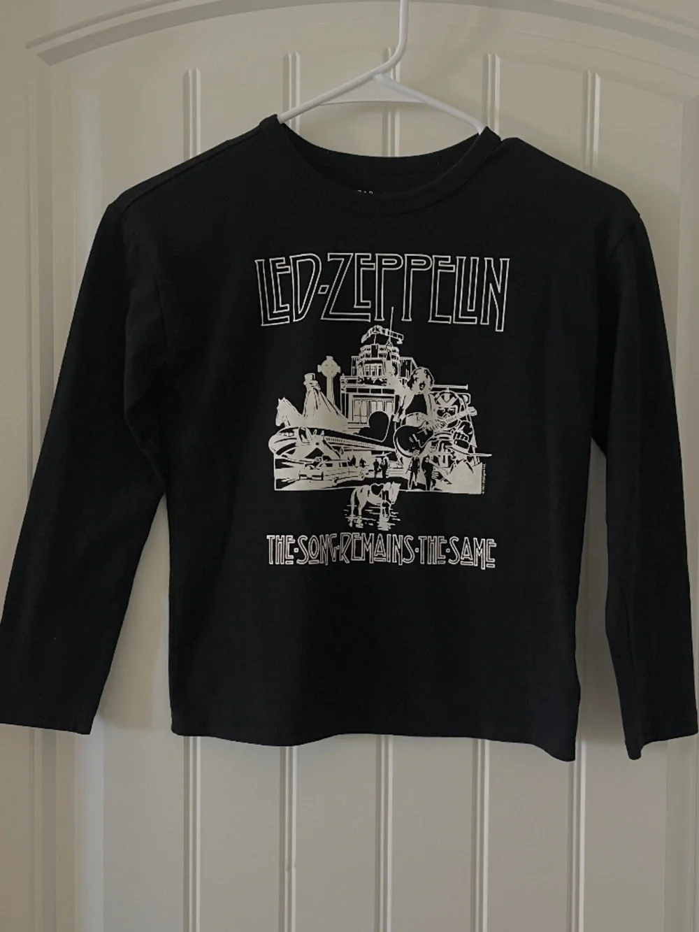 Boys GAP Led Zeppelin Tee (long sleeve)